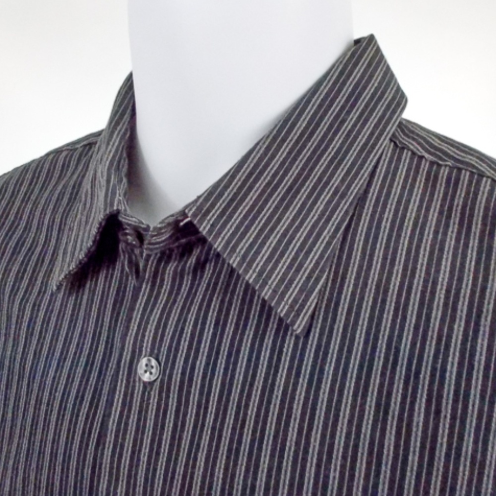 Men's Van Heusen Large Long Sleeve Black Stripe No Iron Shirt Size :Large